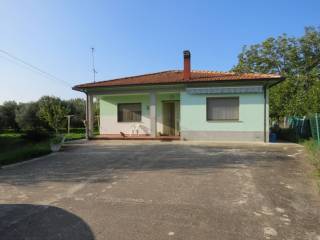 Villa in vendita a san vito chietino contrada vicende, 69