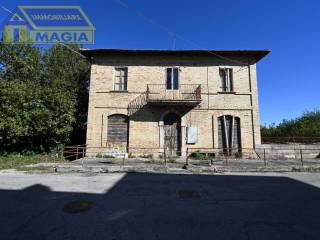 Casa indipendente in vendita ad ascoli piceno via della stazione, 3