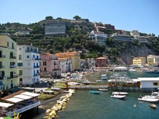 Appartamento in affitto a sorrento via marina grande