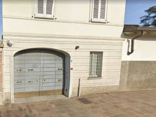 Garage in vendita a vimercate via crocifisso, 4