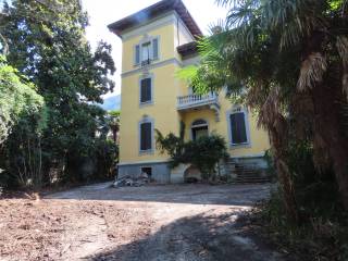 Villa bifamiliare all'asta a lecco corso bergamo, 23, 23900 lecco lc, italia