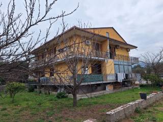 Villa in vendita a caserta via cupa d'ercole