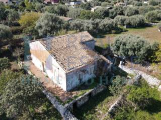 Casale in vendita a canicattini bagni via roma