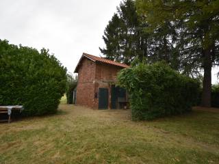 Terreno agricolo in vendita a bernareggio via cascina belvedere