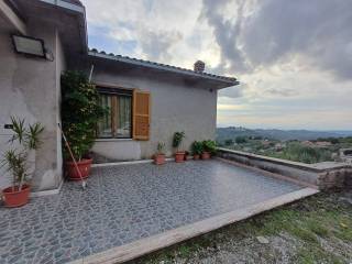 Casa indipendente in vendita ad anagni via belvedere castellone 34