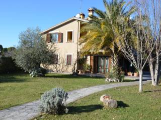 Villa bifamiliare in affitto a terni via ponte le cave, 16