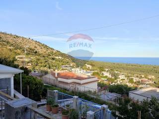 Casa indipendente in vendita a monte sant'angelo via madonna della libera