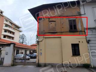 Appartamento all'asta a busto arsizio via gavinana, 9