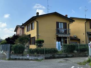 Villa in vendita a codogno via luigi pirandello, 5