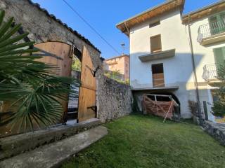 Casa indipendente in vendita ad agnosine via santella