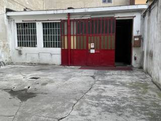 Garage in vendita a torino via rimini