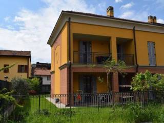 Villa a schiera in in vendita da privato a rho via ospiate, 10