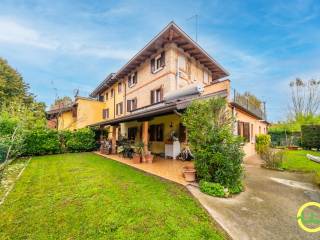 Villa in vendita a fiume veneto via giovanni xxiii, 26