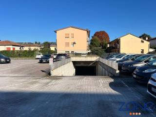 Garage in vendita a castelfranco veneto via giovanni rizzetti, 18