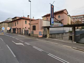 Garage in vendita a bergamo via angelo maj, 27