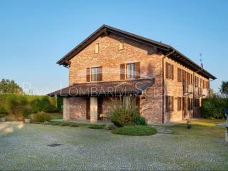 Villa in vendita ad asti frazione casabianca, 83