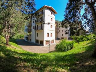 Albergo all'asta a corteno golgi via antonio schivardi, 75