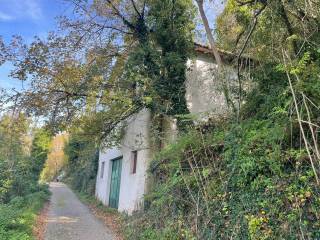 Rustico in vendita a cerreto di spoleto via dante alighieri