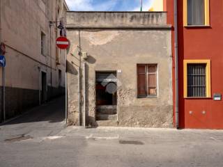 Appartamento in vendita a cagliari via giardini, 127