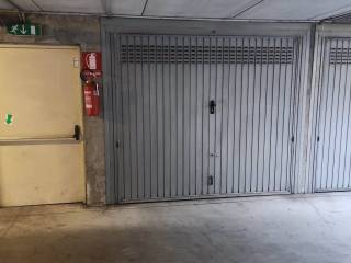 Garage in vendita a cinisello balsamo via alberti, 105