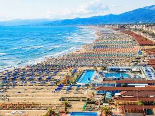 Albergo in vendita a forte dei marmi 