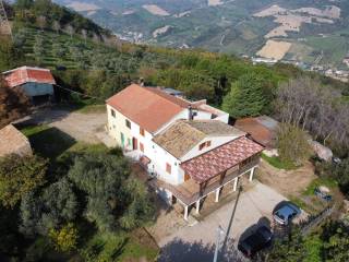 Rustico in vendita a ripatransone contrada san biagio