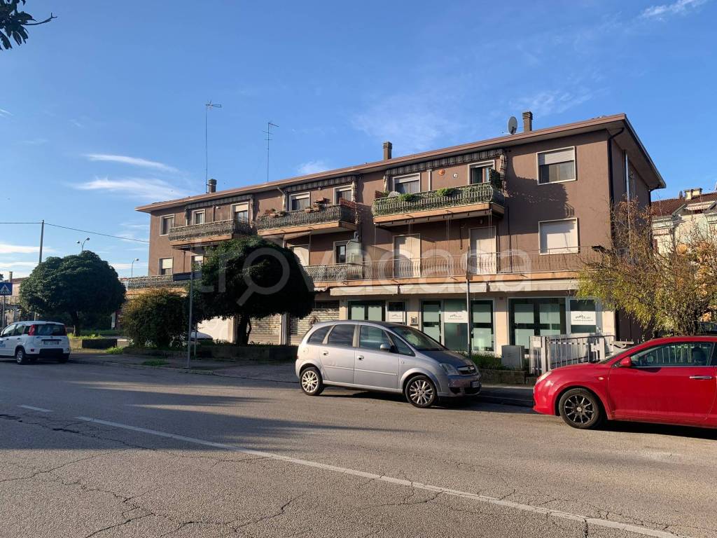 immagine annuncio 2 di 13