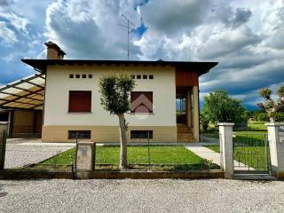 Villa in vendita a sacile via ronche