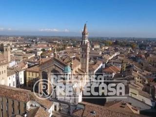 Appartamento in affitto a crema piazza duomo