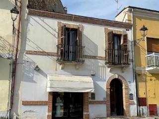 Casa indipendente in vendita a nereto via antonio gramsci