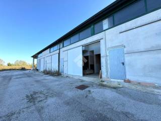 Capannone industriale in vendita a chioggia str. dei piovini