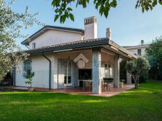 Villa in vendita a lazise via casetta, 20