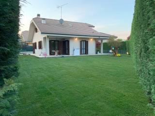 Villa in in vendita da privato a pianezza via givoletto, 7d