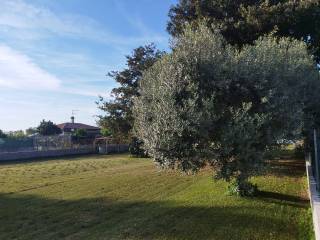 Terreno agricolo in vendita a terracina via pontina