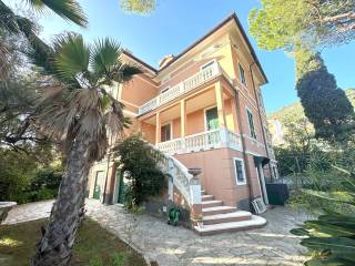 Villa in vendita a bogliasco via aurelia, 72