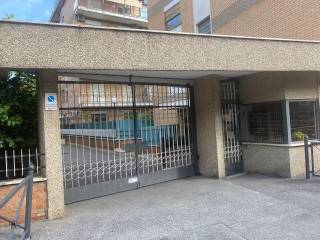 Appartamento in in vendita da privato a roma via emma perodi, 2