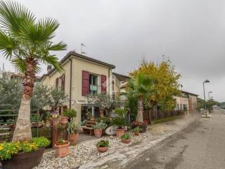 Casa indipendente in vendita a cervia via ganna, 3