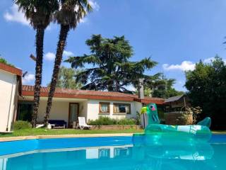 Villa in affitto ad appiano gentile via al golf