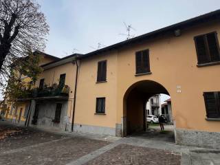 Appartamento in affitto ad aicurzio piazza chiesa, 4