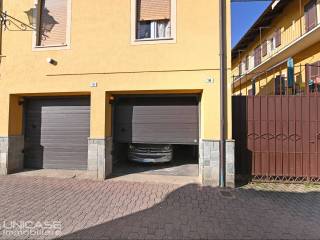 Garage in vendita a bricherasio via filippo brignone, 16