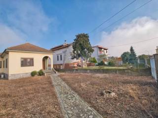 Casa indipendente in vendita a casalvolone via guglielmo marconi