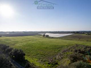 Terreno residenziale in vendita a montalto di castro strada cerquabella