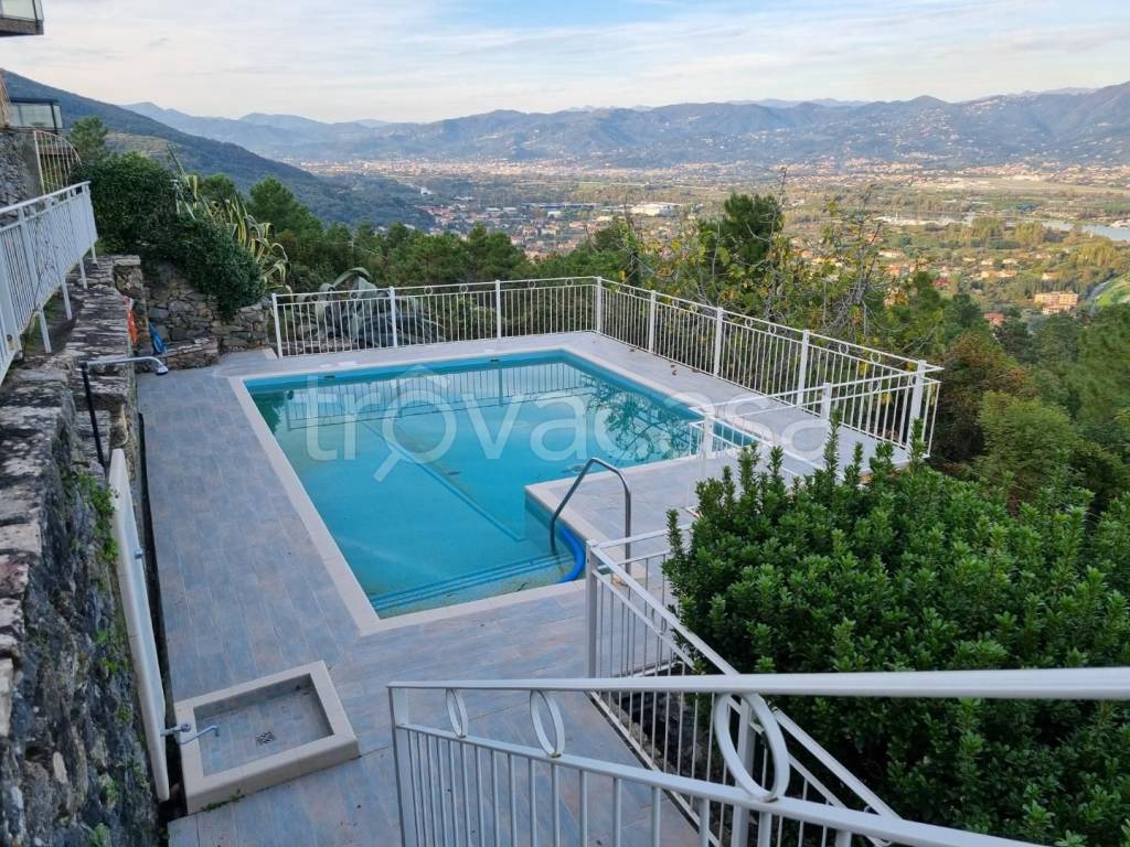 appartamento in vendita ad Ameglia