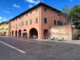 Intero stabile in vendita a cascina corso giacomo matteotti, 76