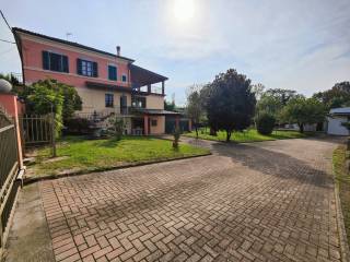 Villa in vendita a san rocco al porto via 25 aprile