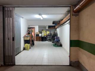 Garage in affitto a vinovo via edoardo calvo, 5