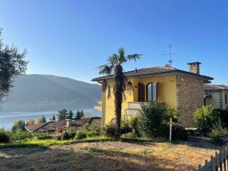 Villa in affitto a sarnico via lombardia, 32/g