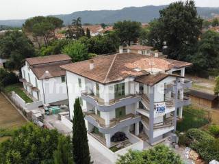 Villa bifamiliare in vendita ad amelia via rimembranze, 8