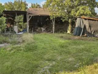 Terreno agricolo all'asta a pozzoleone via san valentino