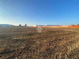 Terreno commerciale in vendita a castiglione delle stiviere via dei zoppi, 1